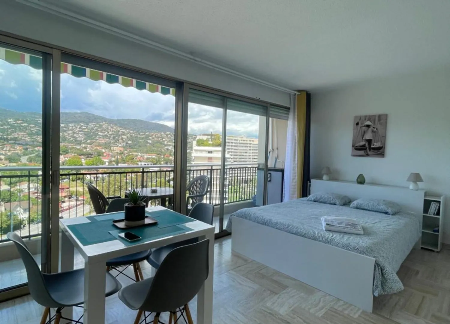 Apartmán Cannes Marina Residence Le Surcouf - Studio De 28M2 Au 10Eme Etage Avec Piscine, Terrasse, Parking, Vue Montagne Et Port : Mandelieu-La Napoule
